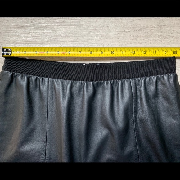 Ann Taylor Loft 100% leather skirt - Picture 10 of 11